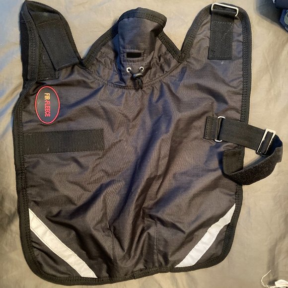 Fir Fleece - Rain Jacket for Dogs - EUC - Picture 2 of 12